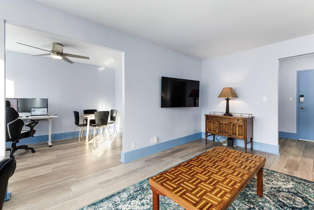 2208-Top Flr-Work/Game Sta-600 Mb-1 Free Park-King Атланта Екстер'єр фото