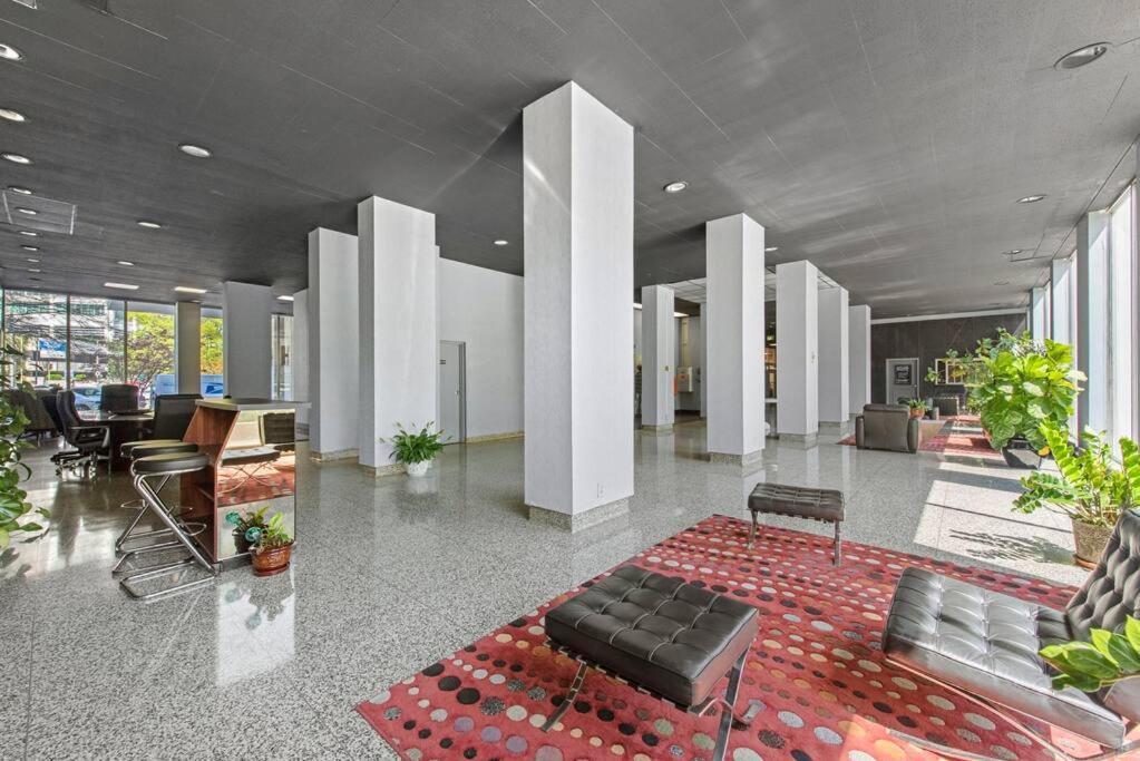 2208-Top Flr-Work/Game Sta-600 Mb-1 Free Park-King Атланта Екстер'єр фото